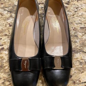 Salvatore Ferragamo shoes 10C excellent condition silver hardware